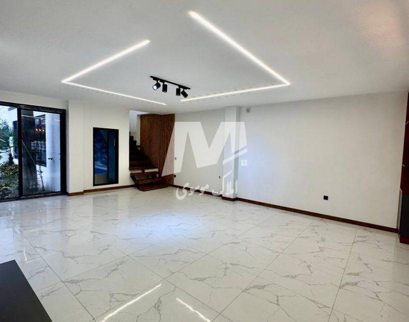 خرید ویلا ۲۳۰ متری چهار خوابه با رووف و استخر داخلی الیمالات نور | ۲۳۰ متر