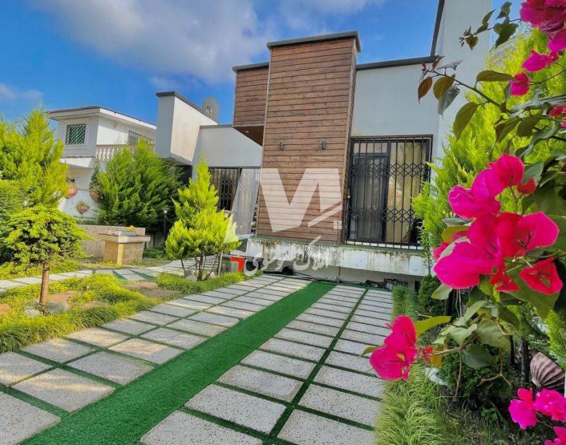 خرید ویلا ۲۳۰ متری فول فرنیش با جکوزی نور جاده دریا | ۲۳۰ متر