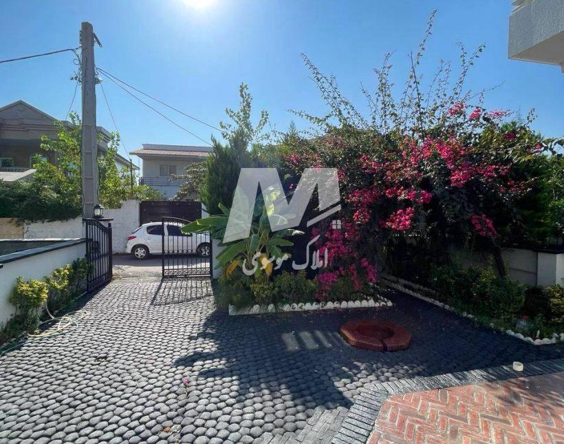 خرید ویلا ۳۰۰ متری سند دار نزدیک جاده اصلی سعادت آباد چمستان | ۳۰۰ متر