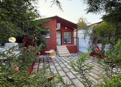 فروش فوری باغچه جنگلی مبله داخل بافت سائیج محله آمل | ۲۰۰ متر