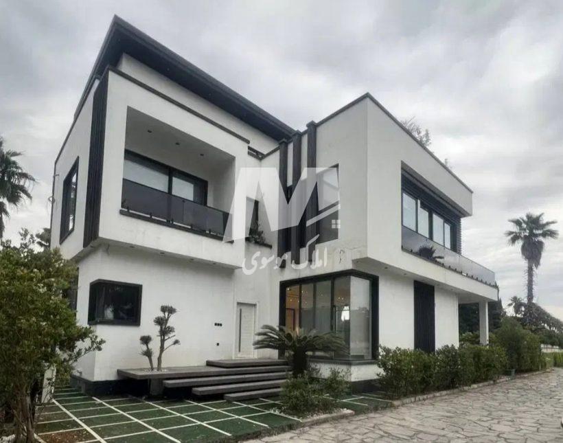 فروش ویلا دوبلکس ساحلی و استخر دار نوشهر | ۳۰۰ متر