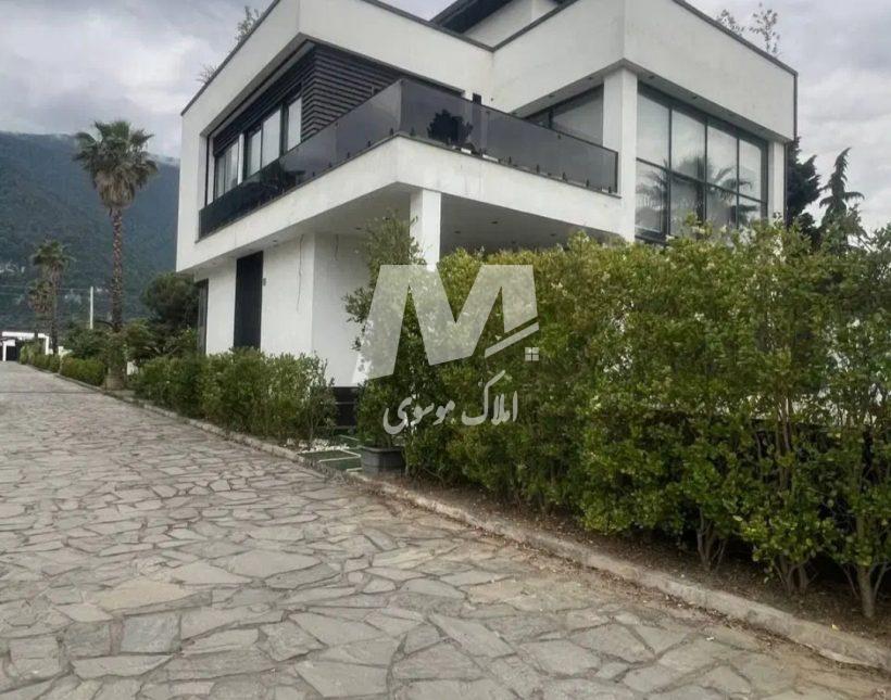 فروش ویلا دوبلکس ساحلی و استخر دار نوشهر | ۳۰۰ متر