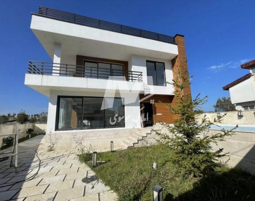 خرید ویلا دوبلکس استخردار و سند تک برگ چمستان | ۳۰۰ متر