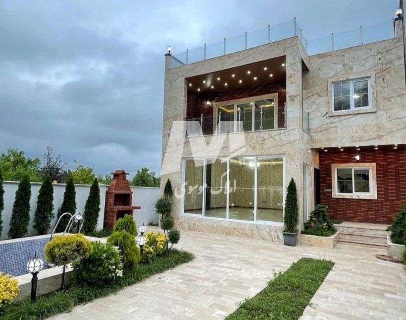 فروش ویلا دوبلکس استخر دار و سند دار چمستان | ۳۰۰ متر