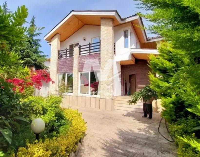 خرید ویلا دوبلکس فول فرنیش و سند تک برگ نور | ۳۰۰ متر