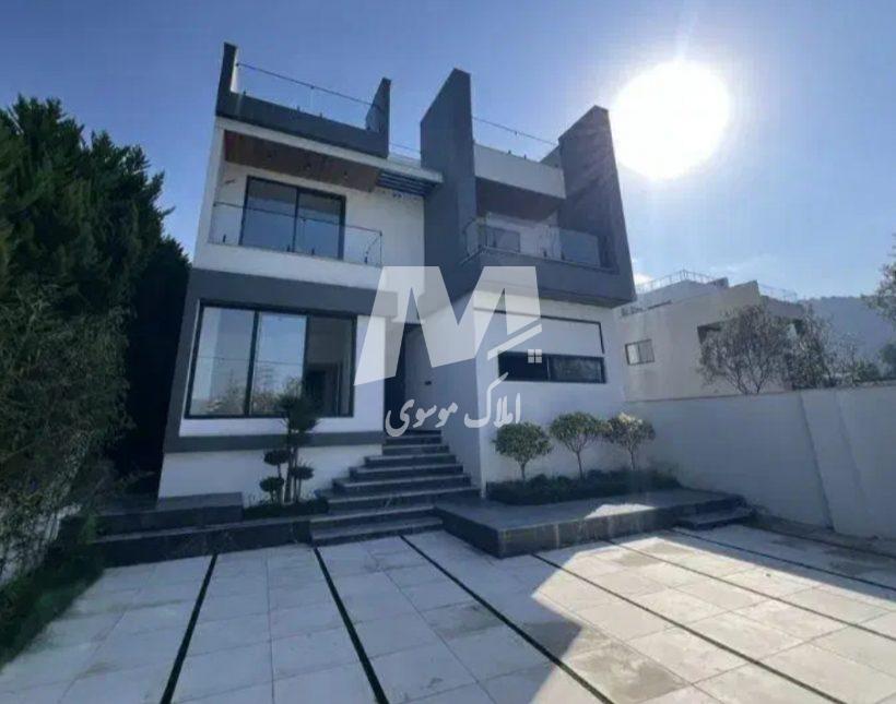 خرید ویلا دوبلکس استخر چهار فصل و سند دار نوشهر | ۳۰۰ متر