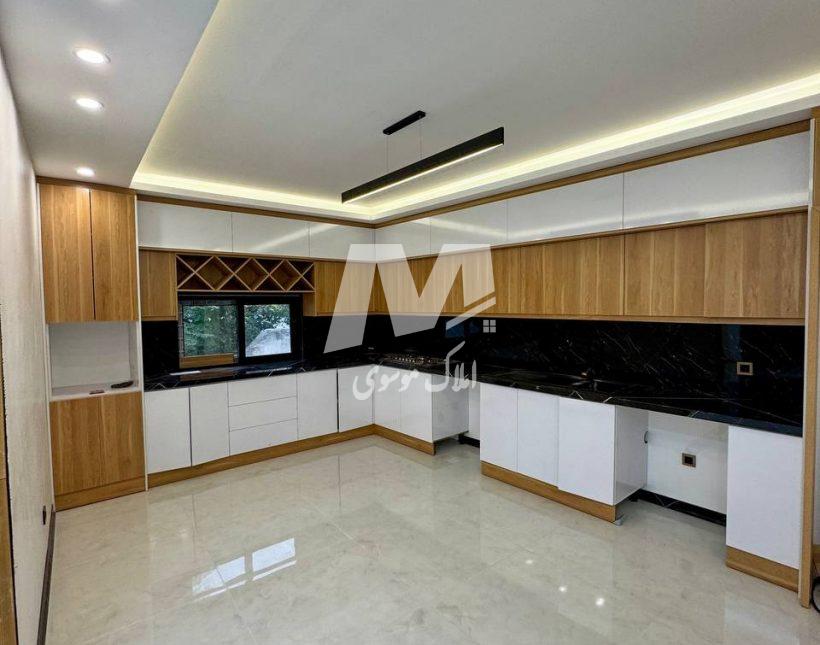 خرید ویلا در امیرآباد چمستان با استخر چهار فصل مدارک کامل | 350 متر