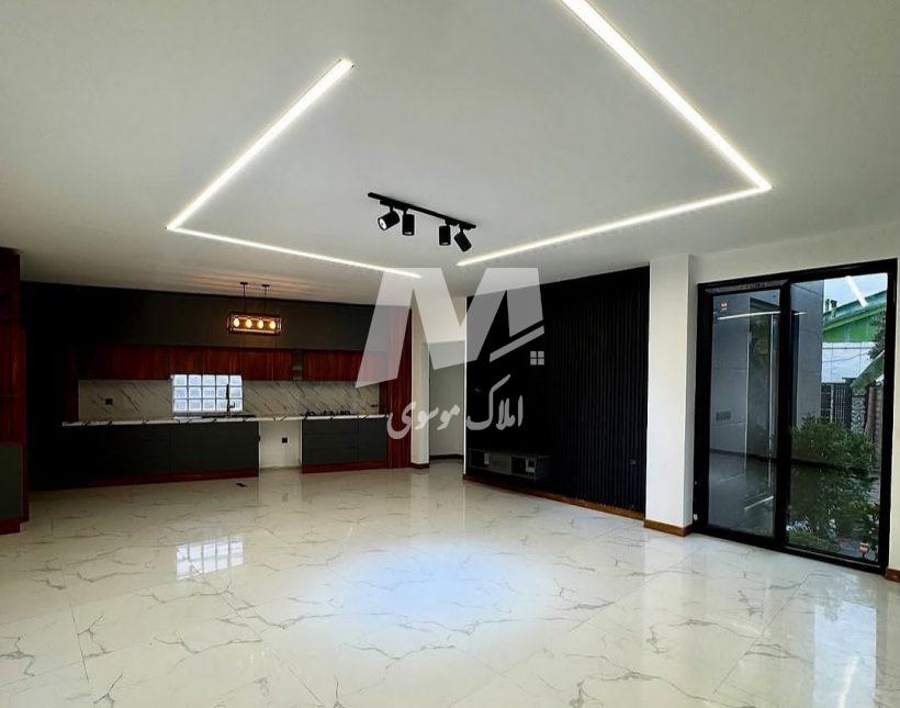 خرید ویلا در نور ۲۵۰ متری مدرن استخردار شهرکی | ۲۵۰ متر