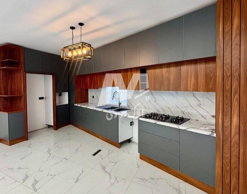 خرید ویلا در نور ۲۵۰ متری مدرن استخردار شهرکی | ۲۵۰ متر