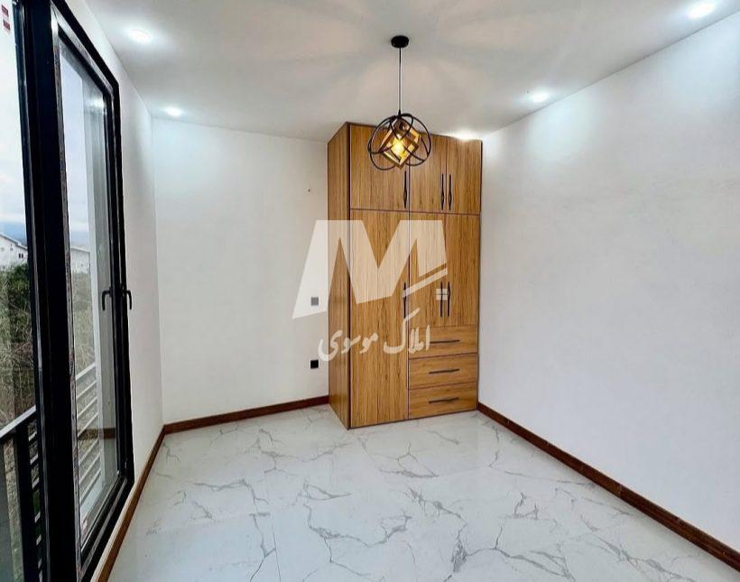 خرید ویلا در نور ۲۵۰ متری مدرن استخردار شهرکی | ۲۵۰ متر