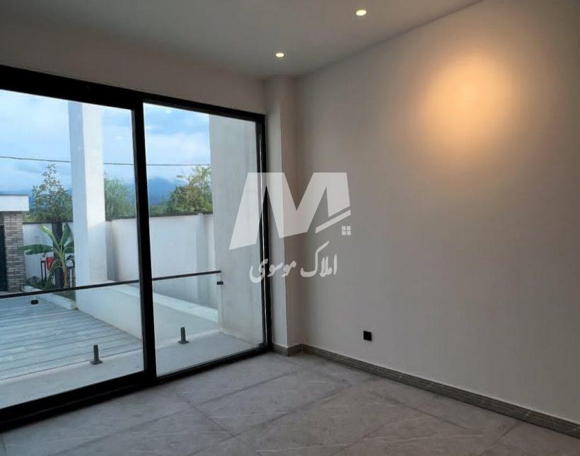 خرید ویلا در نور ۴۰۰ متری دوبلکس لاکچری استخردار شهرک برند | ۴۰۰ متر