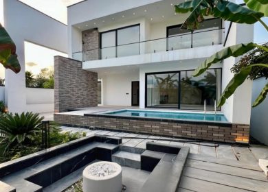 خرید ویلا در نور ۴۰۰ متری دوبلکس لاکچری استخردار شهرک برند | ۴۰۰ متر