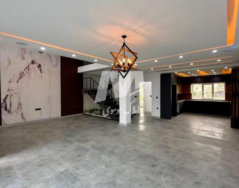 خرید ویلا در چمستان ۳۰۰ متری مدرن استخر دار فول آپشن | ۳۰۰ متر