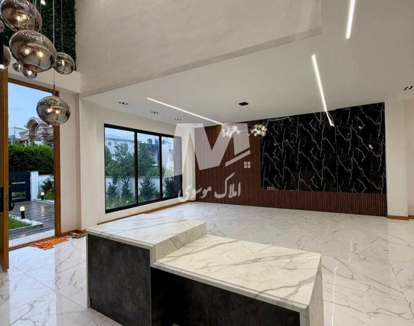 خرید ویلا در چمستان ۳۵۰ متری مدرن استخردار | ۳۰۰ متر