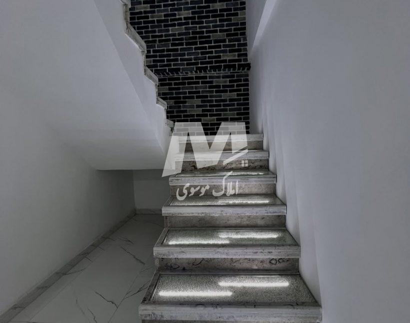 خرید ویلا مدرن استخردار ۳۵۰متری جاده جنگلی ایزدشهر | ۳۵۰ متر