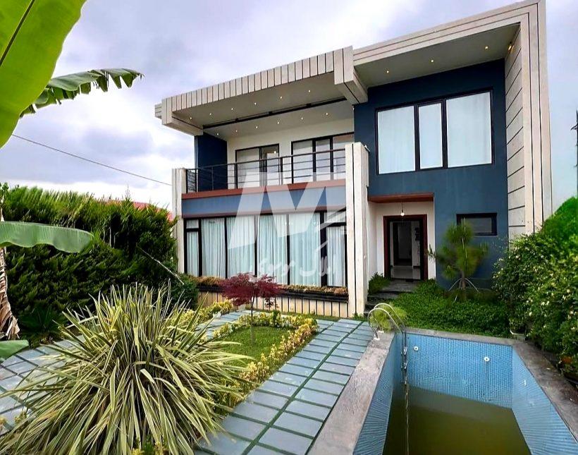 خرید ویلا در نور ۳۰۰ متری دوبلکس استخردار شهرک جنگلی | ۳۰۰ متر