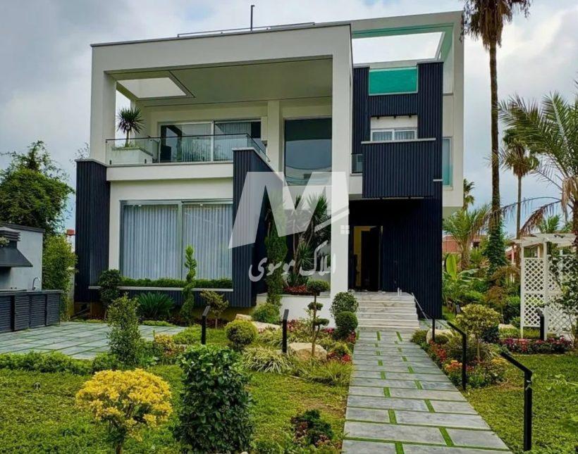 خرید ویلا در نور ۴۰۰ متری مدرن استخردار فول آپشن شهرکی | ۴۰۰ متر