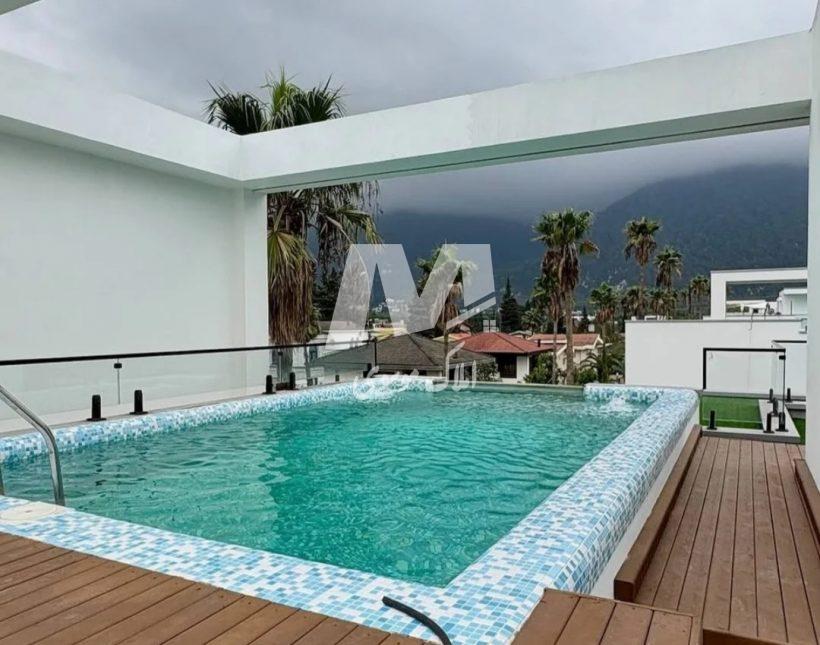 خرید ویلا در نور ۴۰۰ متری مدرن استخردار فول آپشن شهرکی | ۴۰۰ متر