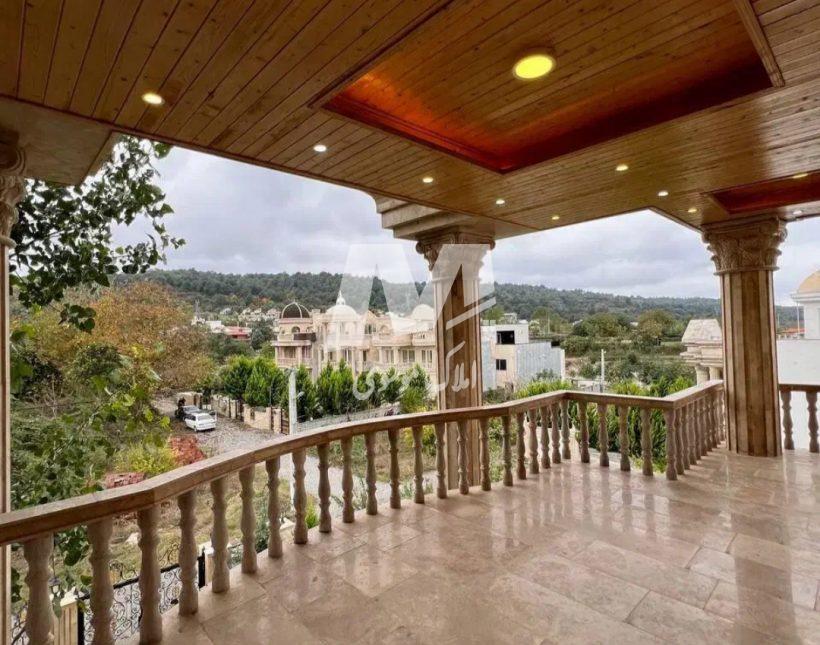 خرید ویلا تریبلکس نما رومی ۴۰۰ متری استخر دار شهرکی جنگل ایرکا چمستان | ۳۰۰ متر