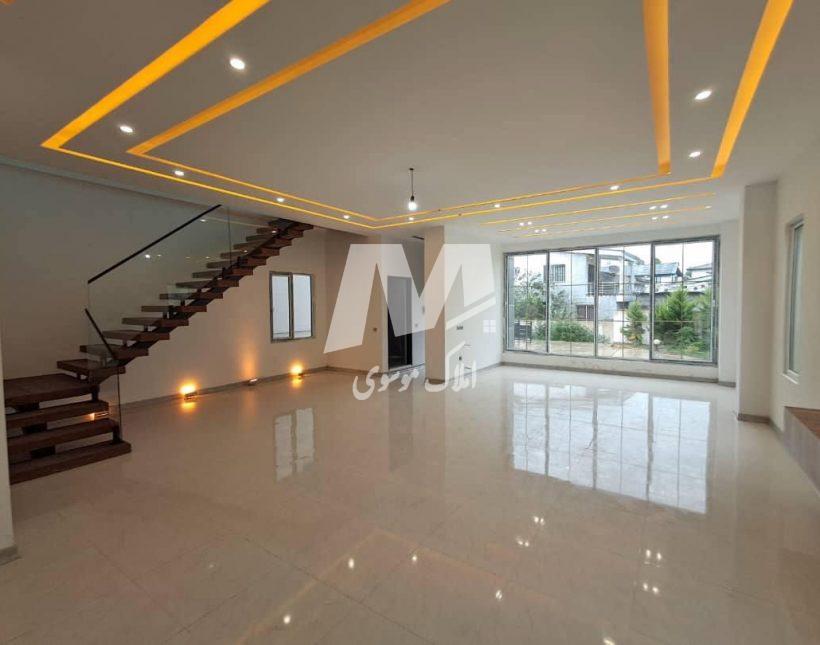 فروش ويلا 340 متری سي سنگان مدارك سندي كامل | 340 متر