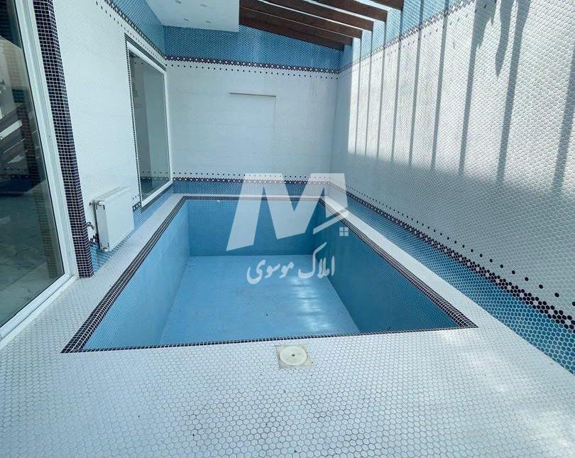 فروش ويلايي منوچهركلا نوشهر استخر داخلي شهرك برند | 350 متر