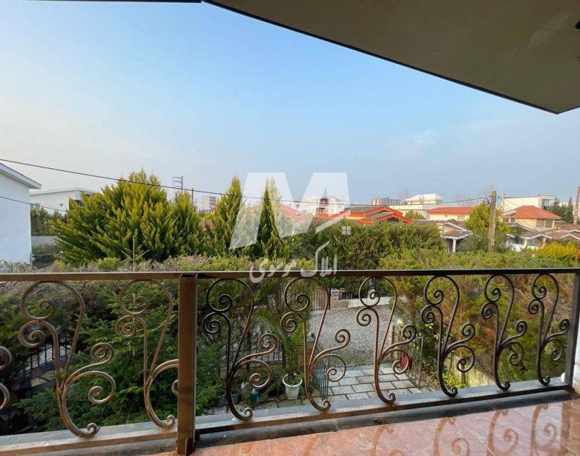 فروش ویلا باغ ۲۲۰ متری سرسبز منطقه سیسنگان | ۲۲۰ متر