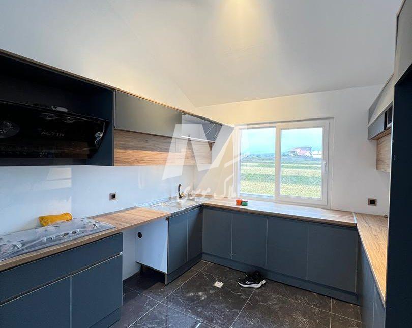 فروش ویلا ۳۵۰ متری مدرن شهرک با اصالت ۴ خواب امیرآباد | ۳۵۰ متر