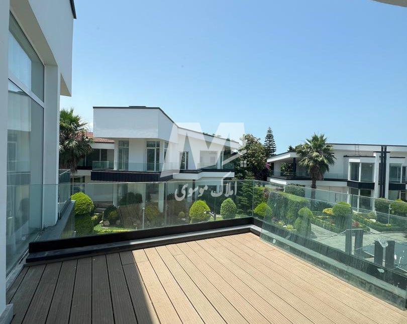 خرید ویلای مدرن ساحلی شهرک تکمیل ساخت در سیسنگان رویان | ۴۰۰ متر