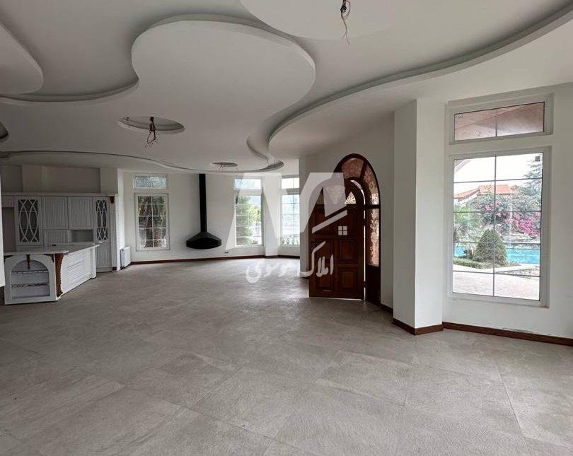 خرید ویلا کلاسیک استخردار ۱۰۰۰ متری رویان | ۱۰۰۰ متر