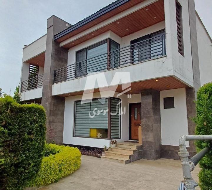 خرید ویلا تریبلکس مدرن منطقه برند نور | 300 متر