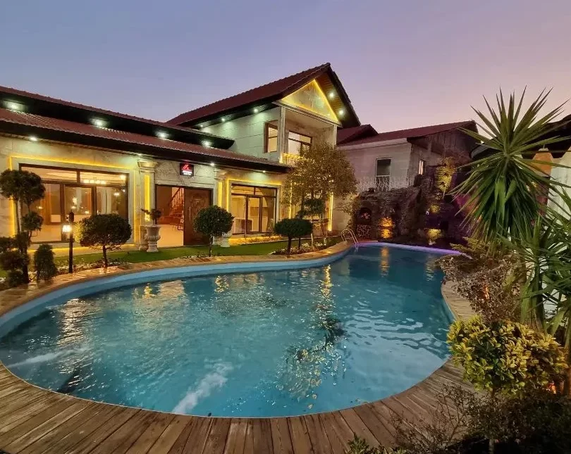 خرید ویلا باغ مدرن استخردار آپادانا چمستان | ۳۰۰ متر