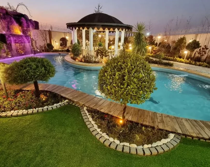 خرید ویلا باغ مدرن استخردار آپادانا چمستان | ۳۰۰ متر