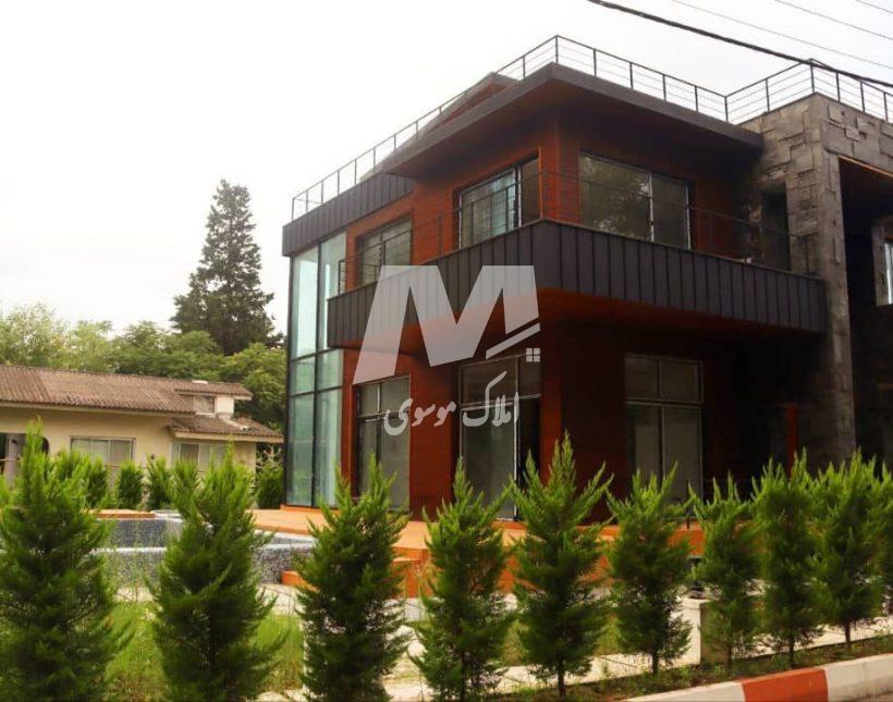 خرید ویلا در رویان ۱۰۰۰ متری شهرک هکتاری با استخر | ۱۰۰۰ متر