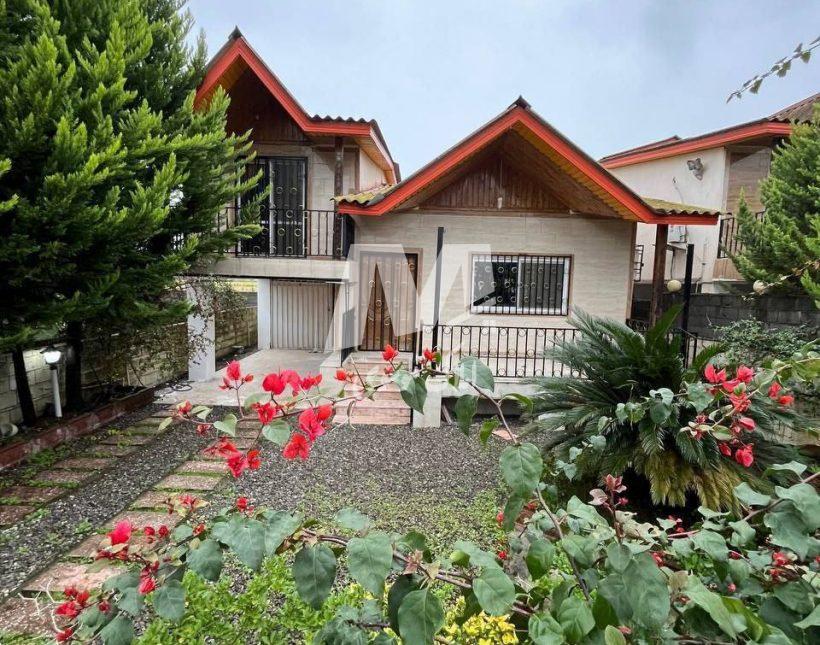 خرید ویلا باغچه ۲۵۰ متری در سعادت آباد چمستان | ۲۵۰ متر