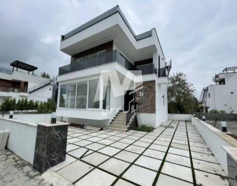 فروش ویلا 230 متری دوبلکس مدارک کامل منطقه برند سیسنگان نوشهر | 230 متر