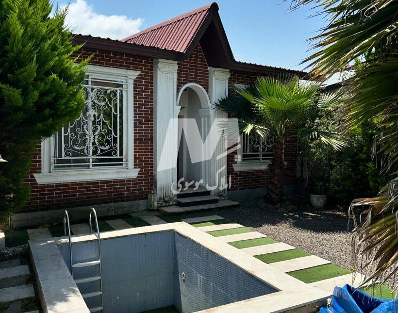 فروش باغ ویلای ۳۰۰ متری استخر روباز شهرکی سند دار | ۳۰۰ متر