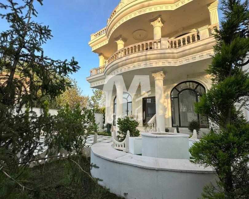 خرید ویلا نما رومی با استخر و روف در گنج یاب نور | ۳۰۰ متر