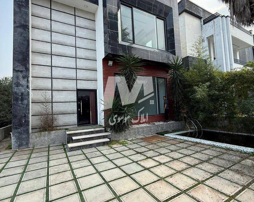 فروش ویلا نما مدرن 350 متری مدارک کامل شهرکی با گیت نگهبانی | 270 متر