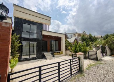 خرید ویلا مبله در نور با ۱۴۰ متر بنا | ۲۲۰ متر