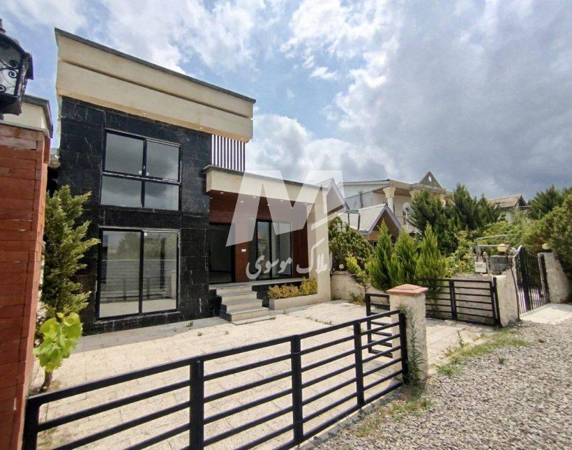 خرید ویلا مبله در نور با ۱۴۰ متر بنا | ۲۲۰ متر