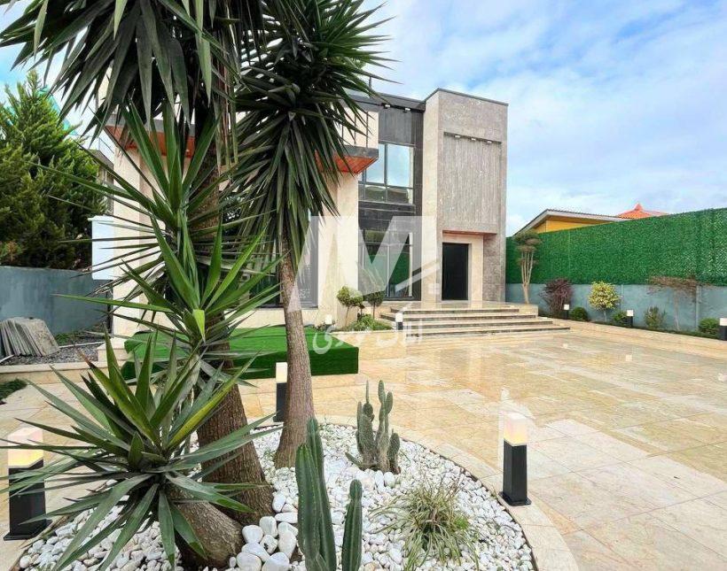 خرید ویلا استخر داخلی با روف در الیمالات نور | ۴۰۰ متر