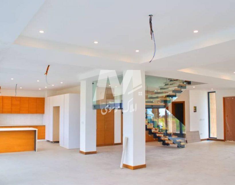 خرید ویلا در رویان ۶۵۰ متری با استخر چهار فصل و سند | ۶۵۰ متر