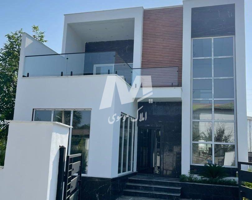 خرید ویلا در نور دارجا ۳۰۰ متری با استخر داخلی با سند | ۳۰۰ متر