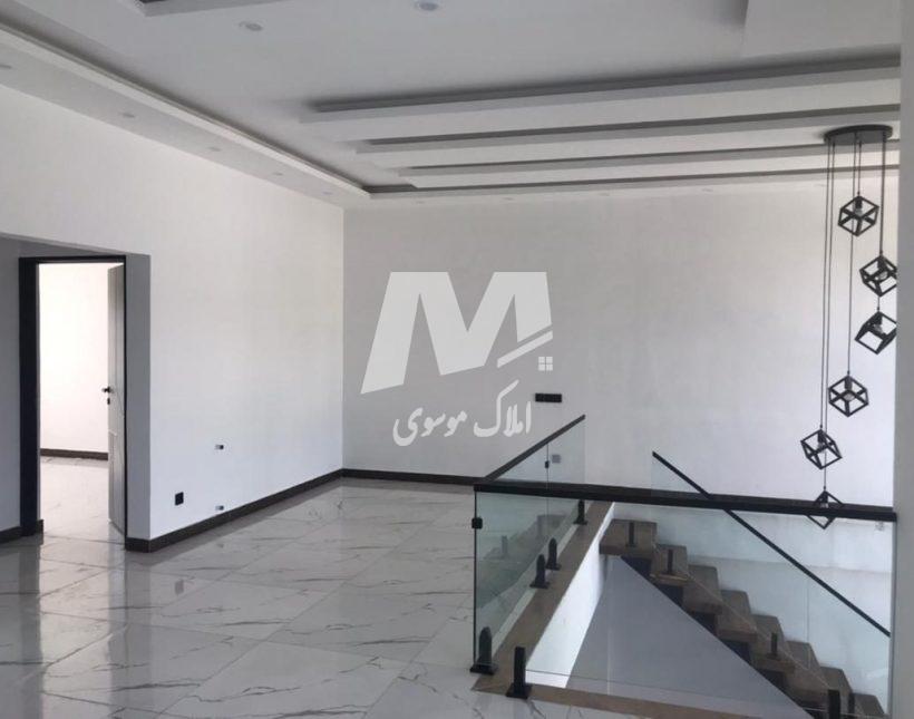 خرید ویلا در نور دارجا ۳۰۰ متری با استخر داخلی با سند | ۳۰۰ متر