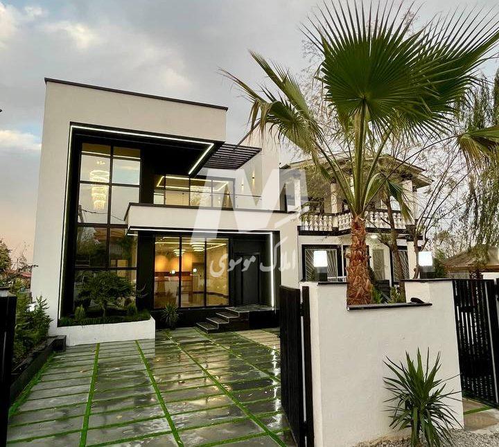 خرید ویلا در نور هوشمند و ۳۰۰ متر بنا | ۲۰۰ متر