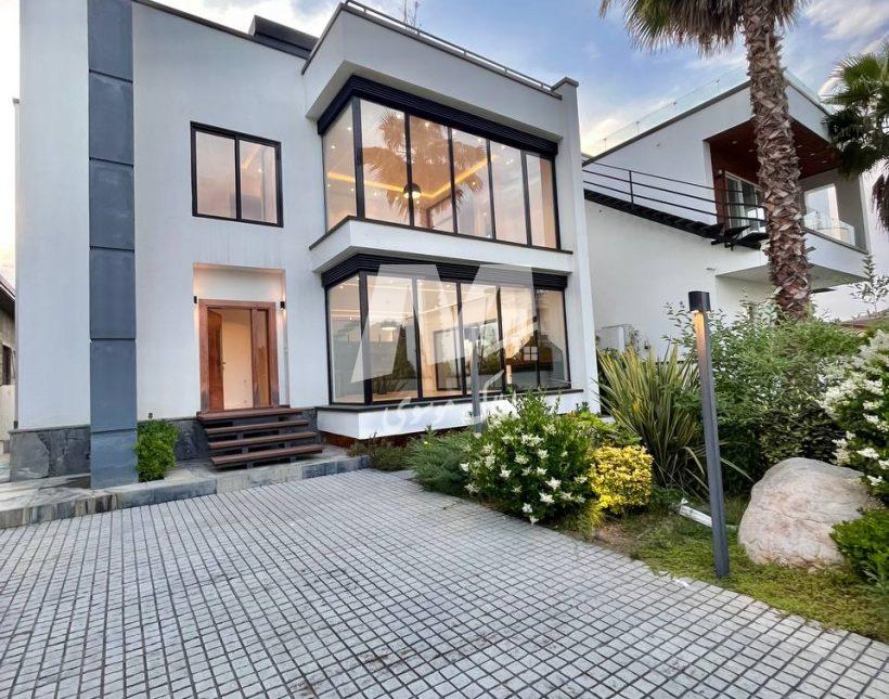 خرید ویلا لوکس ۳۰۰ متری در امیر آباد چمستان | ۳۰۰ متر