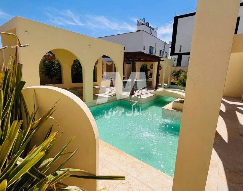 خرید ویلا باغ ۸۰۰ متری مراکشی داخل شهرک نعمت آباد چمستان | ۸۰۰ متر