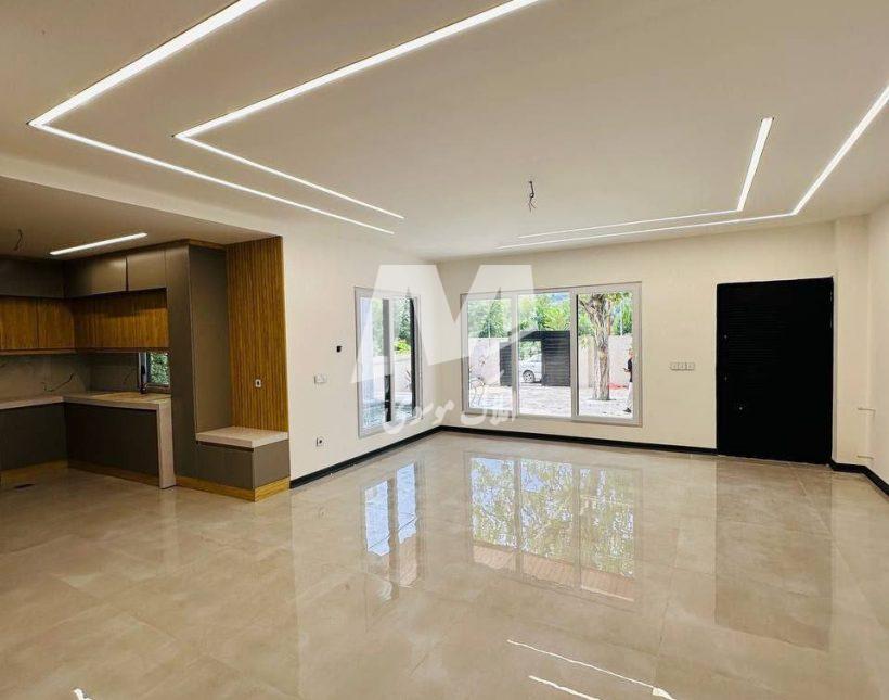 فروش ویلا دوبلکس 320 متری سند شش دانگ استخردار | 320 متر