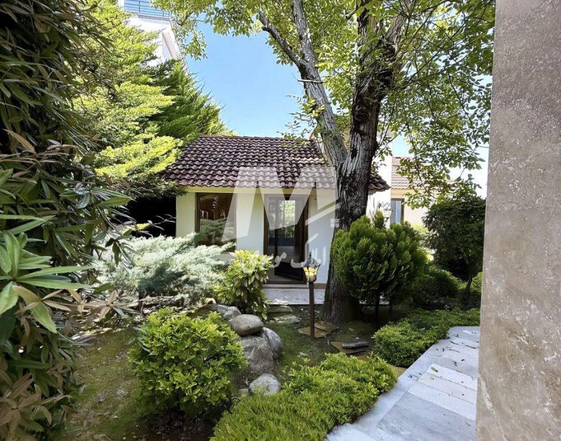 خرید ویلای نما انگلیسی 1100 متری همراه با استخر | 1100 متر