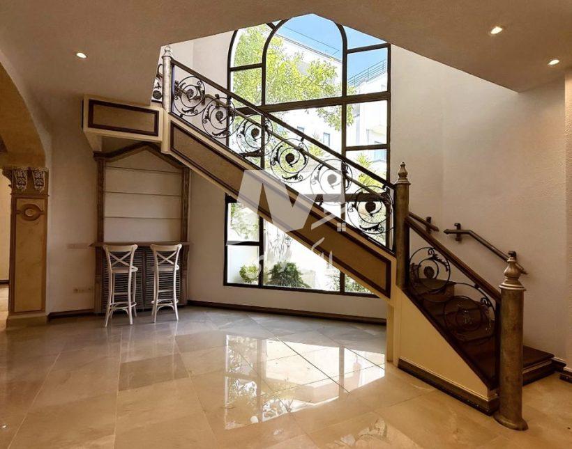 خرید ویلای نما انگلیسی 1100 متری همراه با استخر | 1100 متر